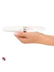 Dimensioni compatte 17,7cm: maneggevole e leggero (112g). Il diametro da 2,5cm è perfetto per stimolazioni delicate.