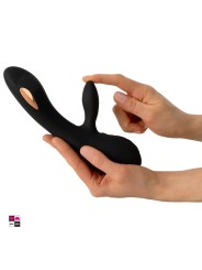 Elettrodi conduttivi integrati ai lati della testa del rabbit trasmettono impulsi elettrici a bassa frequenza.